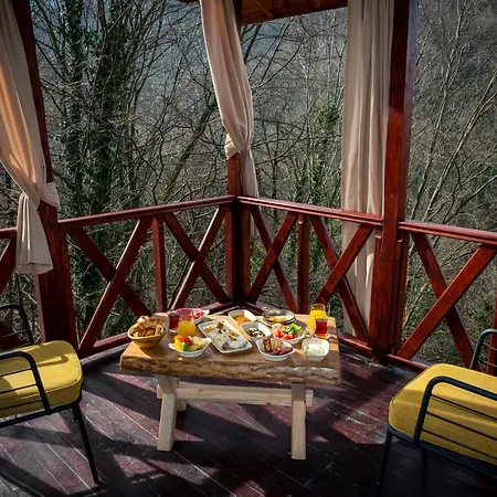 The Canyon And Restoran * Kartepe