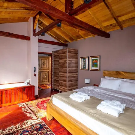 The Canyon And Restoran Hotel *