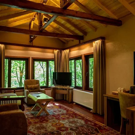 Hotel The Canyon And Restoran *