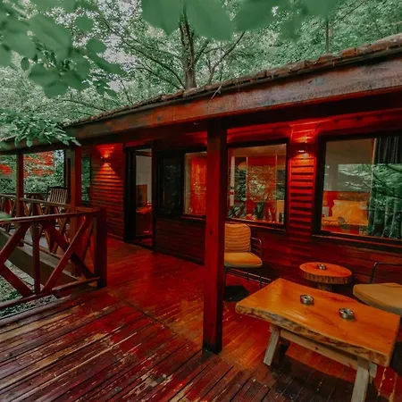 Hotel The Canyon And Restoran *