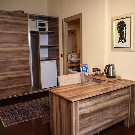 The Canyon And Restoran