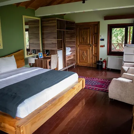 The Canyon And Restoran