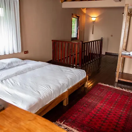 Hotel The Canyon And Restoran *