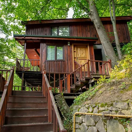 Hotel The Canyon And Restoran